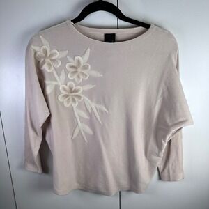 NWT Aaeda Womens S Applique Beige Embellished Floral Knit Sweater Boho Dolman